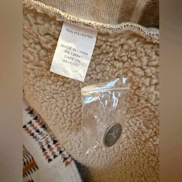 Cotton & Rye Aztec Sherpa Line Jacket - Picture 6 of 6